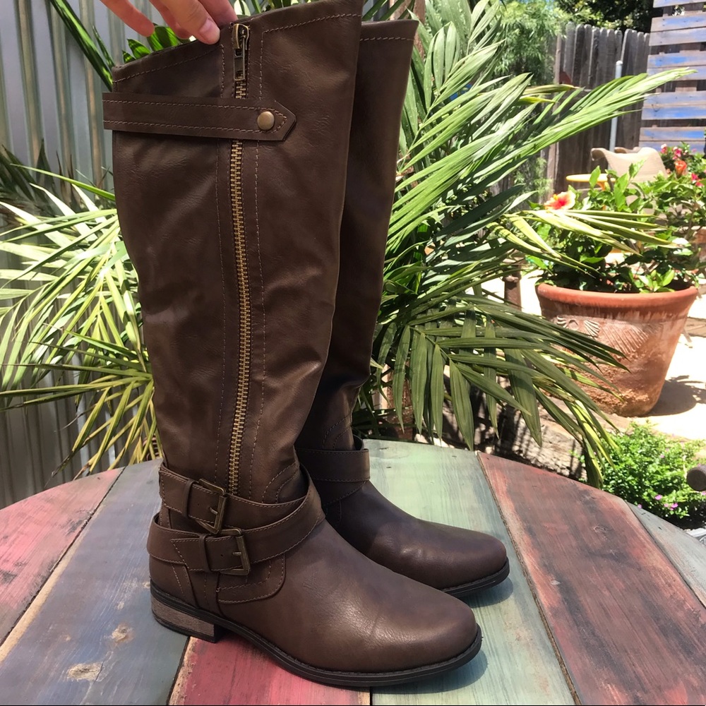❌SOLD❌ Knee High Brown Boots
